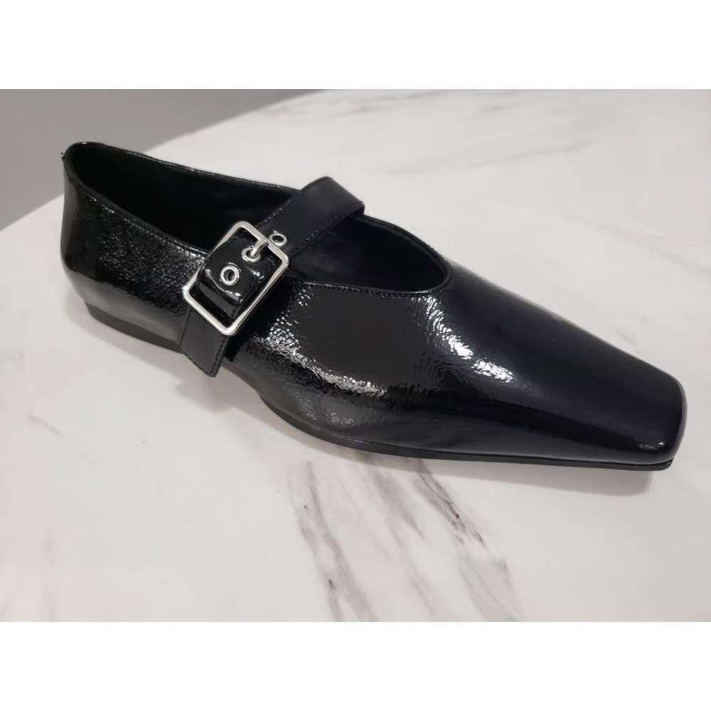 Vagabond Glossy Black Loafers with Strap